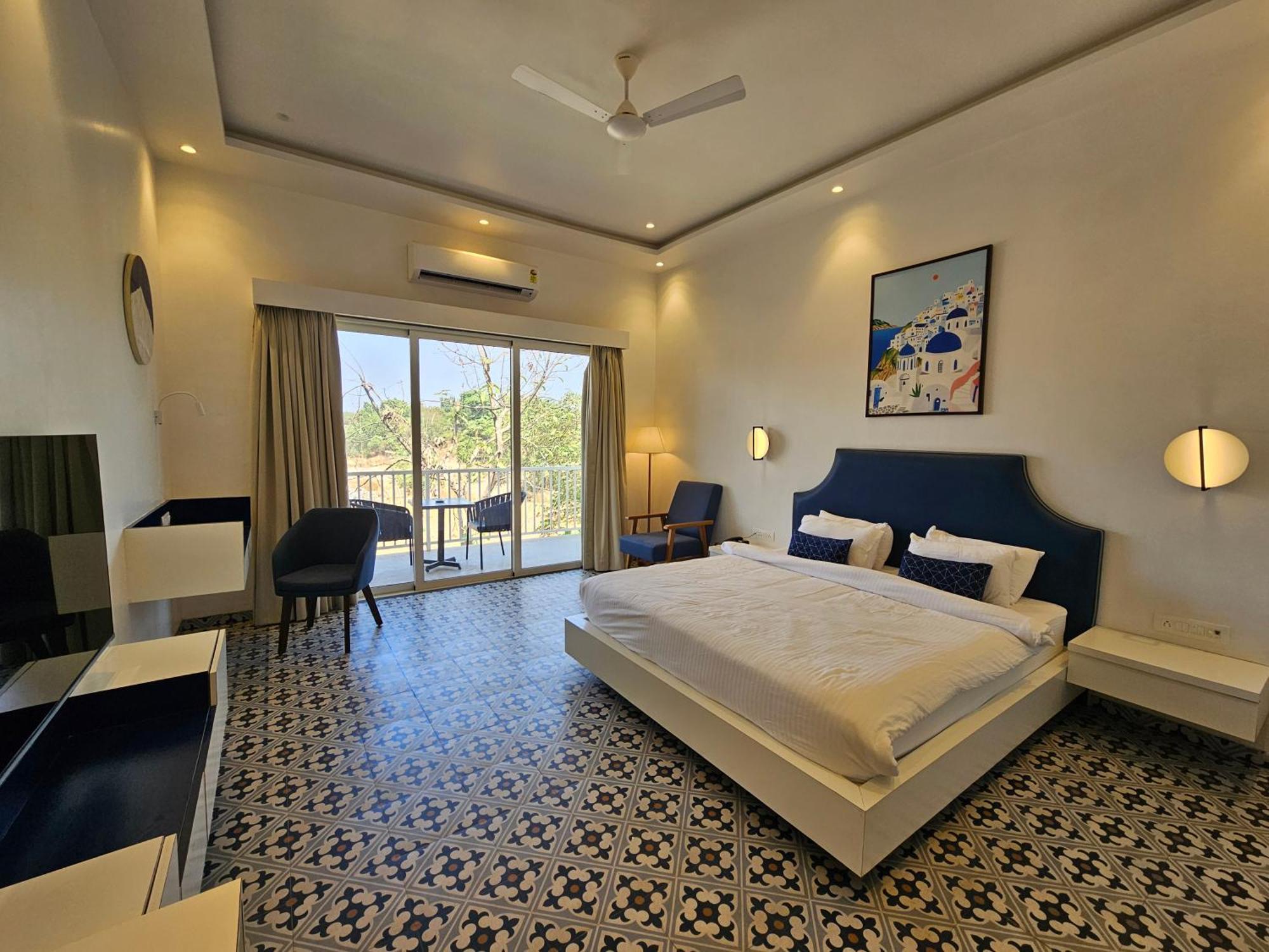 River Estates Luxury Resort & Spa Karjat Eksteriør bilde